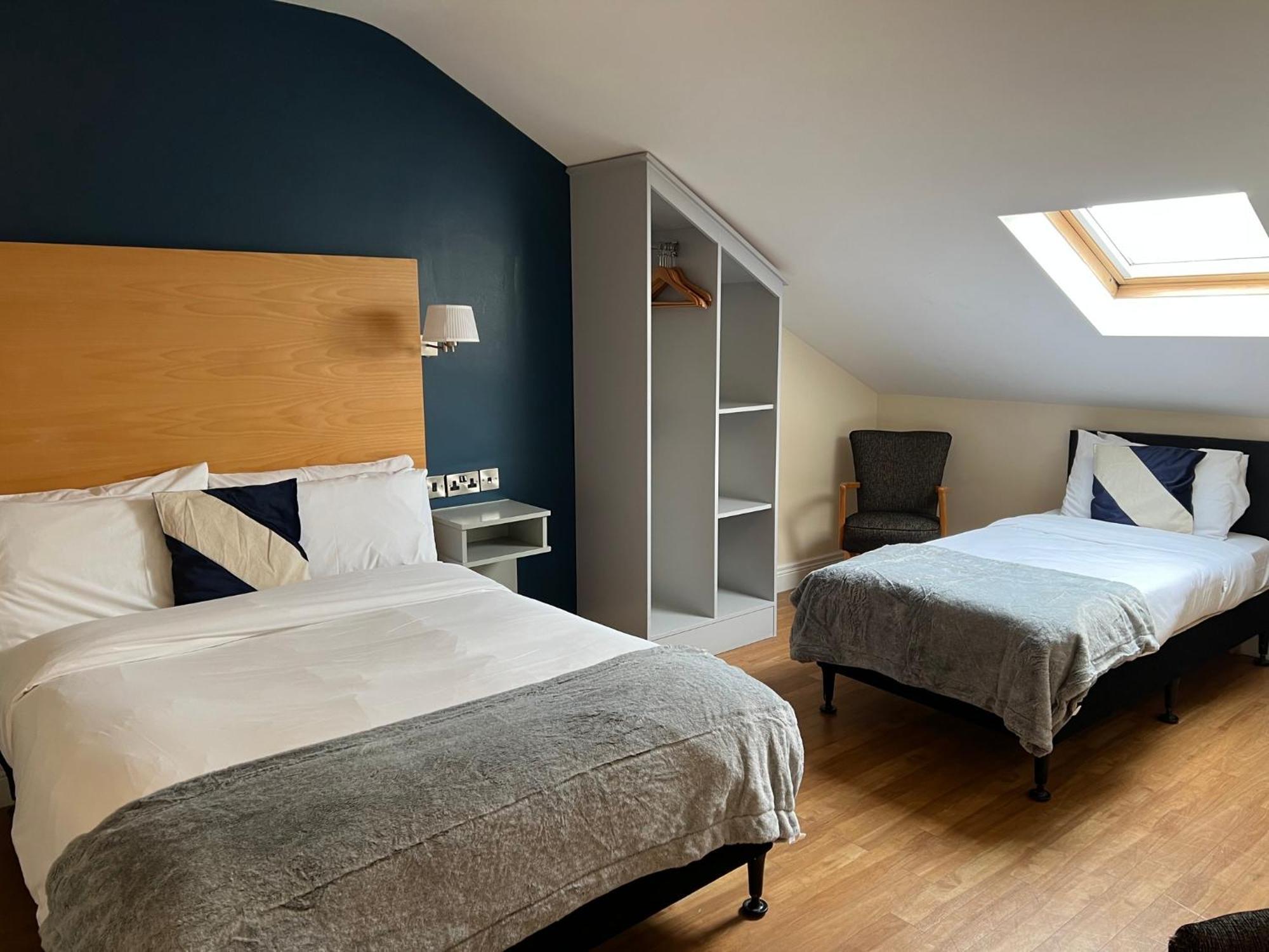 The Coach House Hotel Oranmore Eksteriør billede