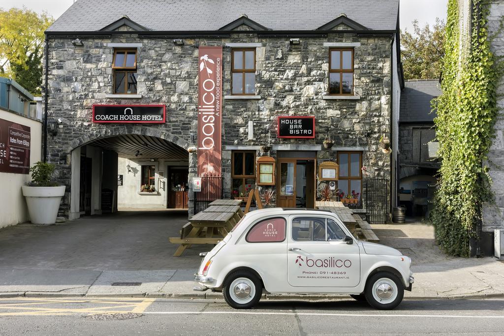 The Coach House Hotel Oranmore Eksteriør billede