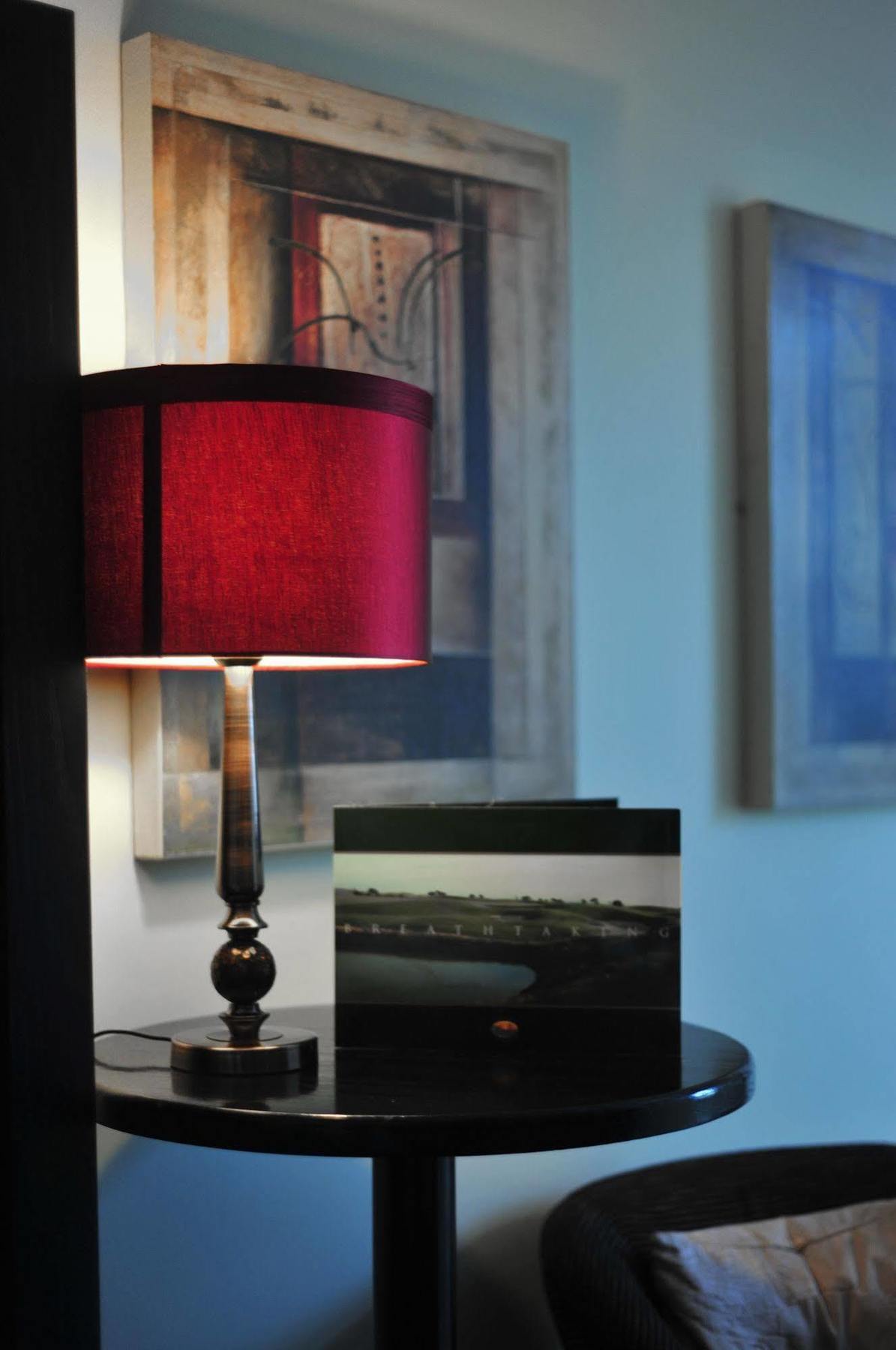 The Coach House Hotel Oranmore Eksteriør billede